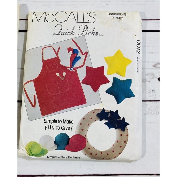 Simplicity McCalls Craft Sewing Patterns Alphabet Pillows Pet Bed Apron Necktie - Picture 3 of 7